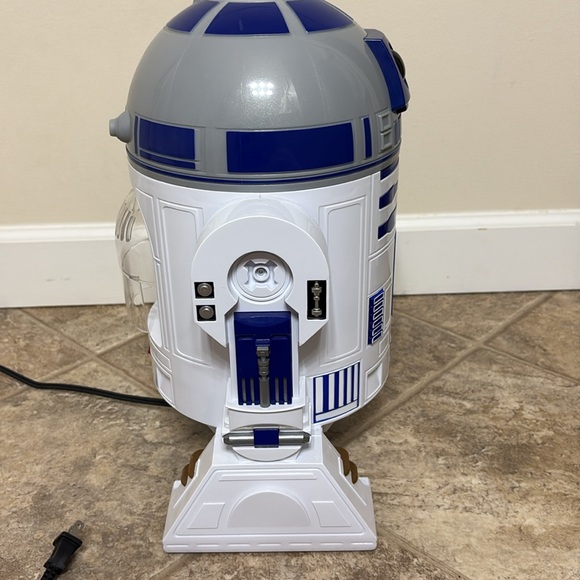 Star Wars R2D2 Popcorn Maker - Picture 6 of 9
